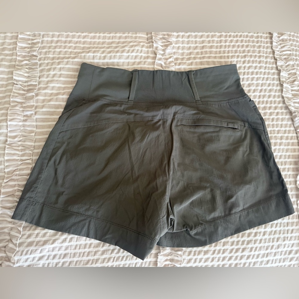 Athleta Trekkie North Shorts - Picture 2 of 3